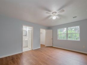 4906 Larkspur Street, Houston TX 77033