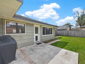 4746 Kinglet Street, Houston TX 77035