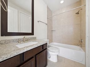 9452 London Bridge Station, Houston TX 77045