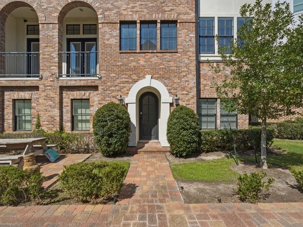 9452 London Bridge Station, Houston TX 77045