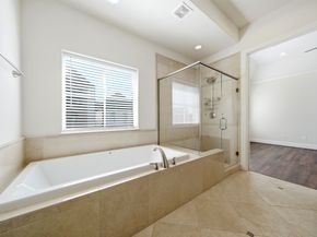 9452 London Bridge Station, Houston TX 77045