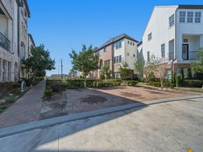 9452 London Bridge Station, Houston TX 77045