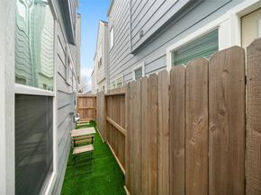 5237 Hillman Street D, Houston TX 77023