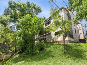 1901 W 14th 1/2 Street C, Houston TX 77008