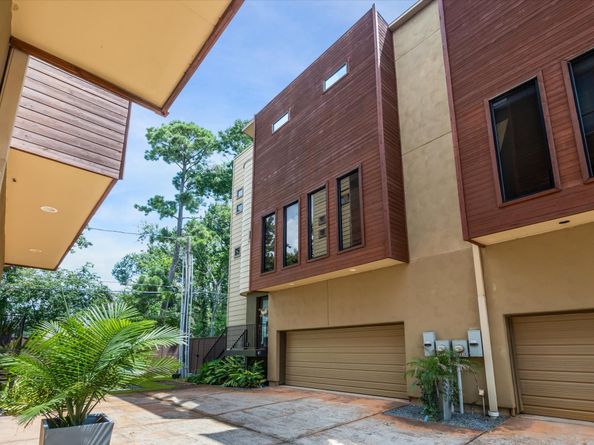 1901 W 14th 1/2 Street C, Houston TX 77008