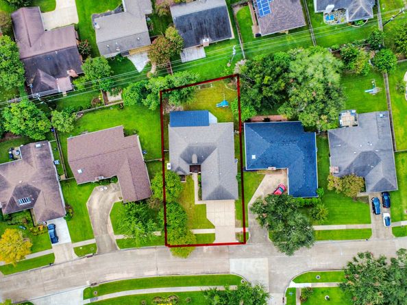 902 Rolling Mill Drive, Sugar Land TX 77498