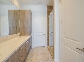 1211 Caroline Street 1008, Houston TX 77002