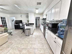 11707 N Evelyn Cir, Houston TX 77071