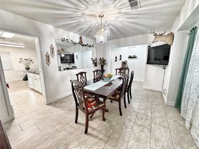 11707 N Evelyn Cir, Houston TX 77071