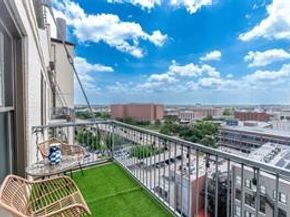 915 Franklin Street 9K, Houston TX 77002