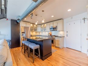 915 Franklin Street 9K, Houston TX 77002