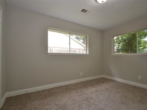 731 James Street, Tomball TX 77375