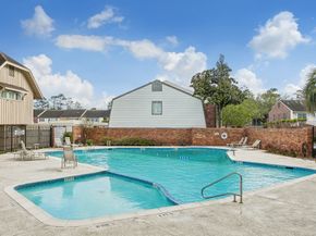 12751 Huntingwick Drive 145, Houston TX 77024