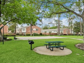 12751 Huntingwick Drive 145, Houston TX 77024