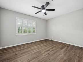 12751 Huntingwick Drive 145, Houston TX 77024
