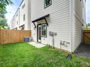 4710 Brinkman Street, Houston TX 77018