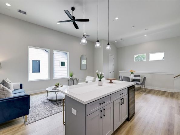 846 Elkhart Street B, Houston TX 77091