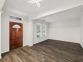 9519 Empress Crossing Drive, Spring TX 77379