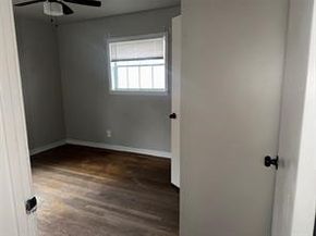 10546 Royal Oaks Drive, Houston TX 77016
