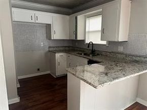 10546 Royal Oaks Drive, Houston TX 77016