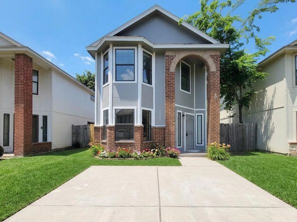 3005 La Estancia Lane, Houston TX 77093