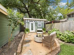 5105 Chapman Street, Houston TX 77009