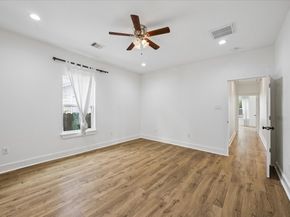 5105 Chapman Street, Houston TX 77009
