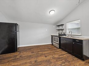 5105 Chapman Street, Houston TX 77009