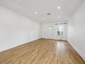 5105 Chapman Street, Houston TX 77009