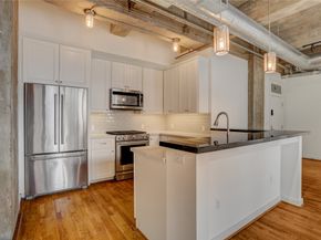 204 Travis Street 4D, Houston TX 77002