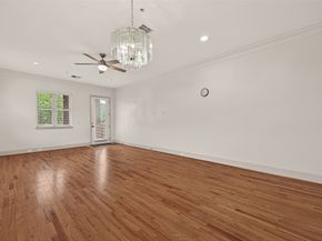 58 Briar Hollow Lane 204, Houston TX 77027