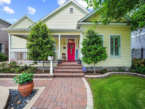 1327 Ashland Street, Houston TX 77008