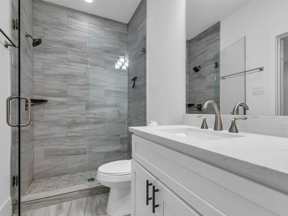 2716 Baldwin Street, Houston TX 77006