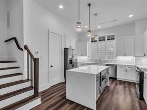 2716 Baldwin Street, Houston TX 77006