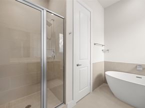 1902 Hollister Spruce Lane, Houston TX 77080