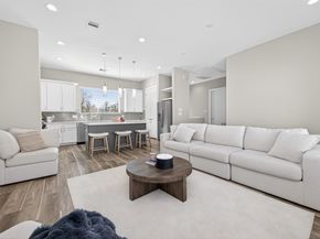 2610 Huntington Creek Lane, Houston TX 77093