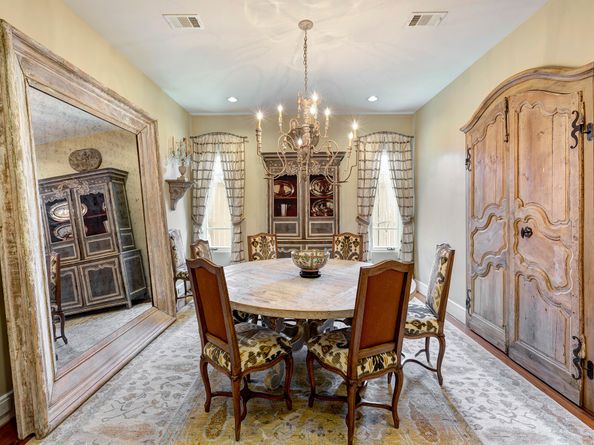 16 Lana Lane B, Houston TX 77027