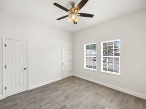 1546 Lombardy Street, Houston TX 77023