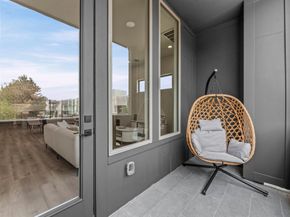 1122 W 17th Street E, Houston TX 77008