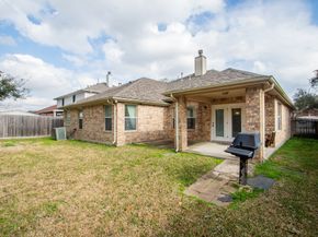 4902 Quiet Canyon Drive, Friendswood TX 77546