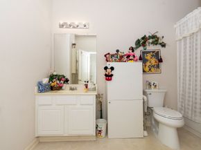 4902 Quiet Canyon Drive, Friendswood TX 77546