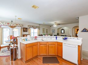 4902 Quiet Canyon Drive, Friendswood TX 77546