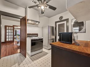 817 Henderson Street, Houston TX 77007