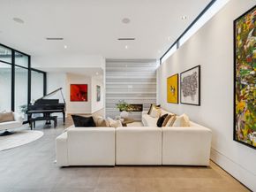 2332 Wroxton Road, Houston TX 77005