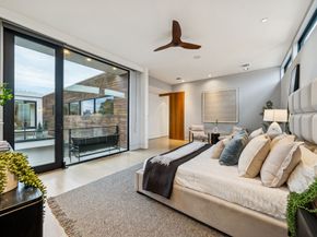 2332 Wroxton Road, Houston TX 77005