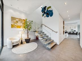 2332 Wroxton Road, Houston TX 77005