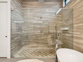 2332 Wroxton Road, Houston TX 77005