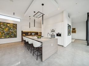 2332 Wroxton Road, Houston TX 77005