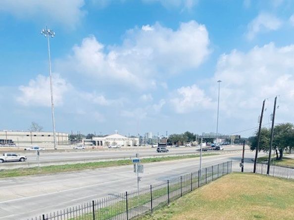 7313 Gulf Freeway 1109, Houston TX 77017