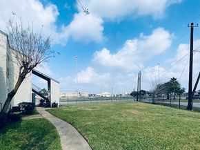 7313 Gulf Freeway 1109, Houston TX 77017